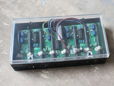 Module de numérisation pour machine de mesurage du cuir wet-blue